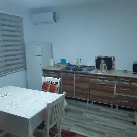 As Guesthouse Krzevici Εξωτερικό φωτογραφία