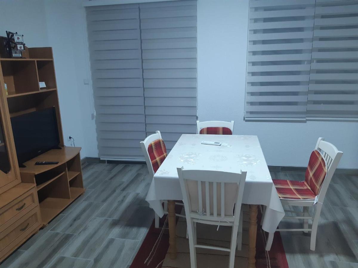As Guesthouse Krzevici Εξωτερικό φωτογραφία